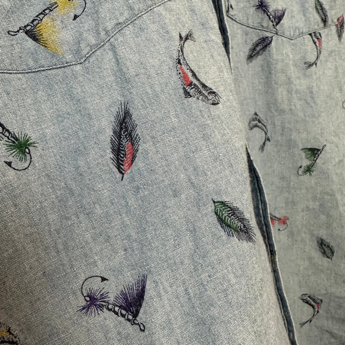 Vintage 90s Eddie Bauer Short Sleeve Button Down Shirt Fishing Print Chambray Small