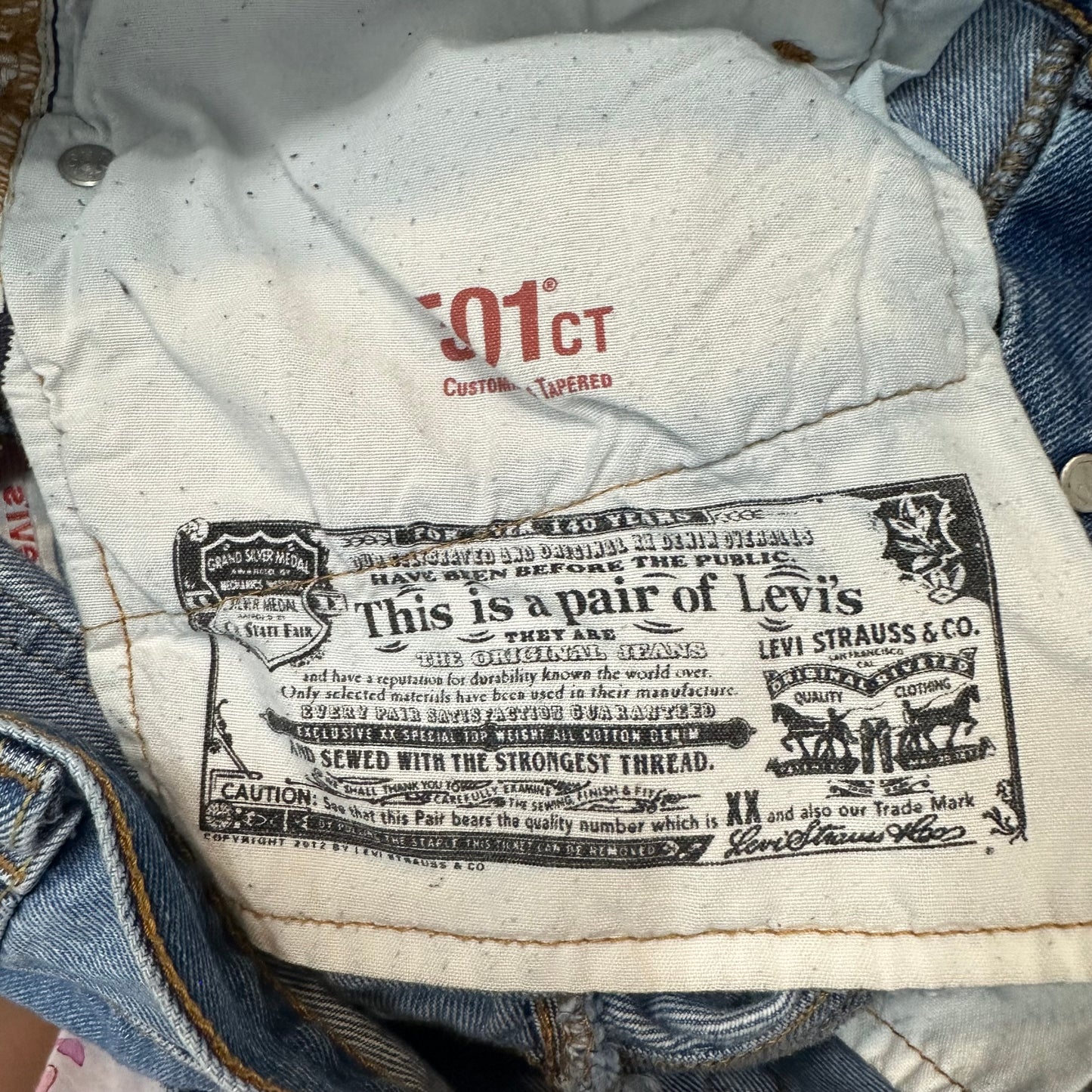 Levi's 501 CT Jeans Denim Boyfriend Taper Distressed 27