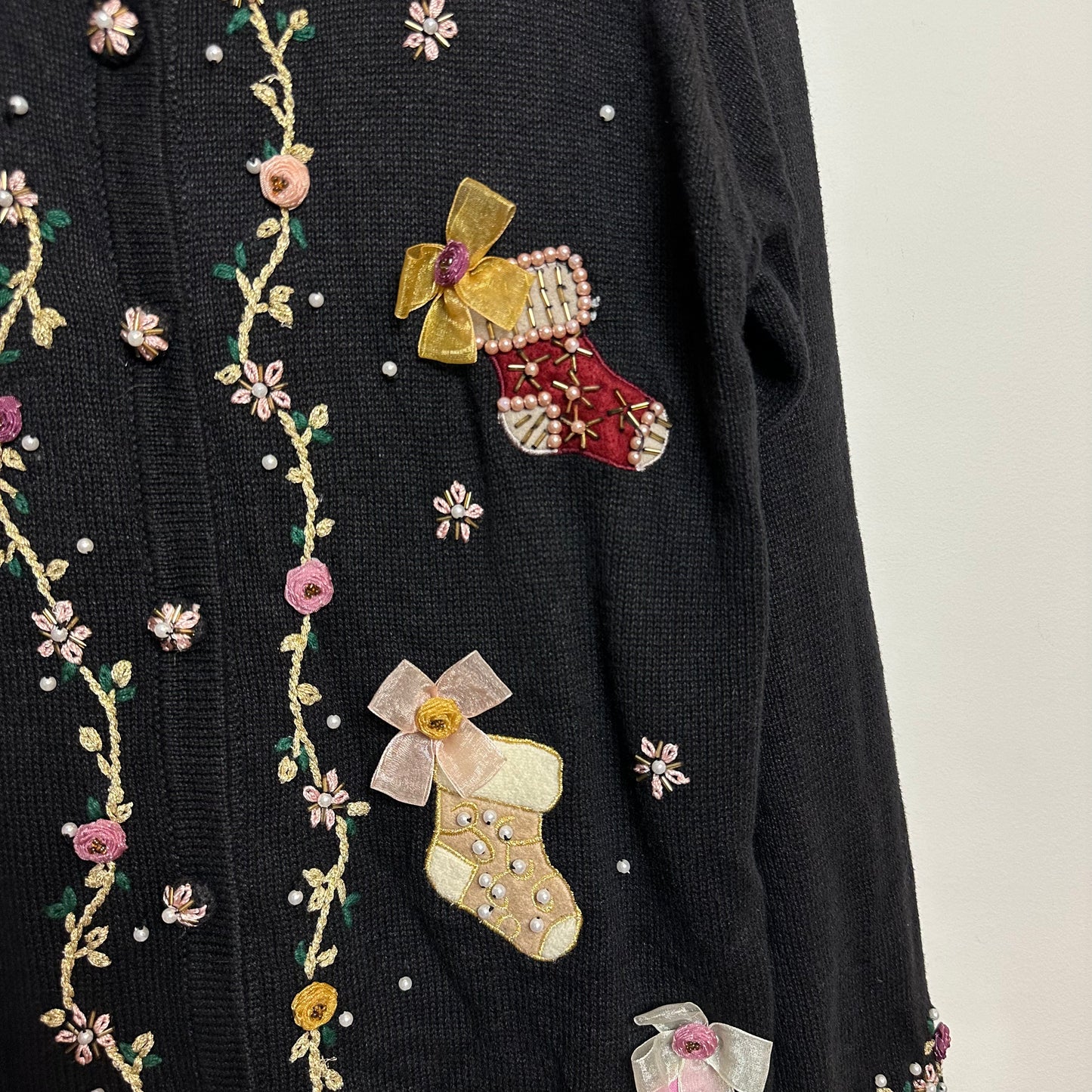 Vintage B.P. Design Christmas Collared Cardigan Sweater with Pink Pastel Stockings Small