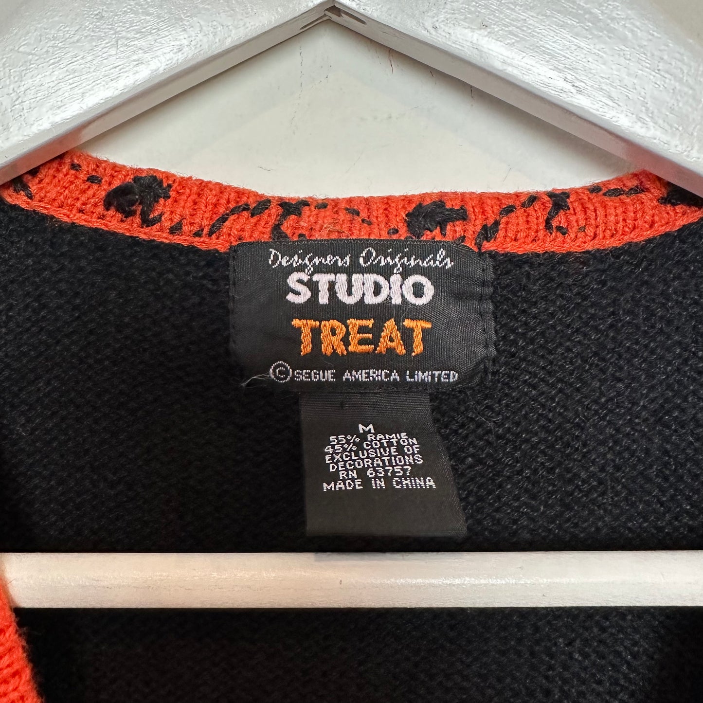 Halloween Pumpkin Sweater Vest Studio Treat Embroidered Black Orange Medium