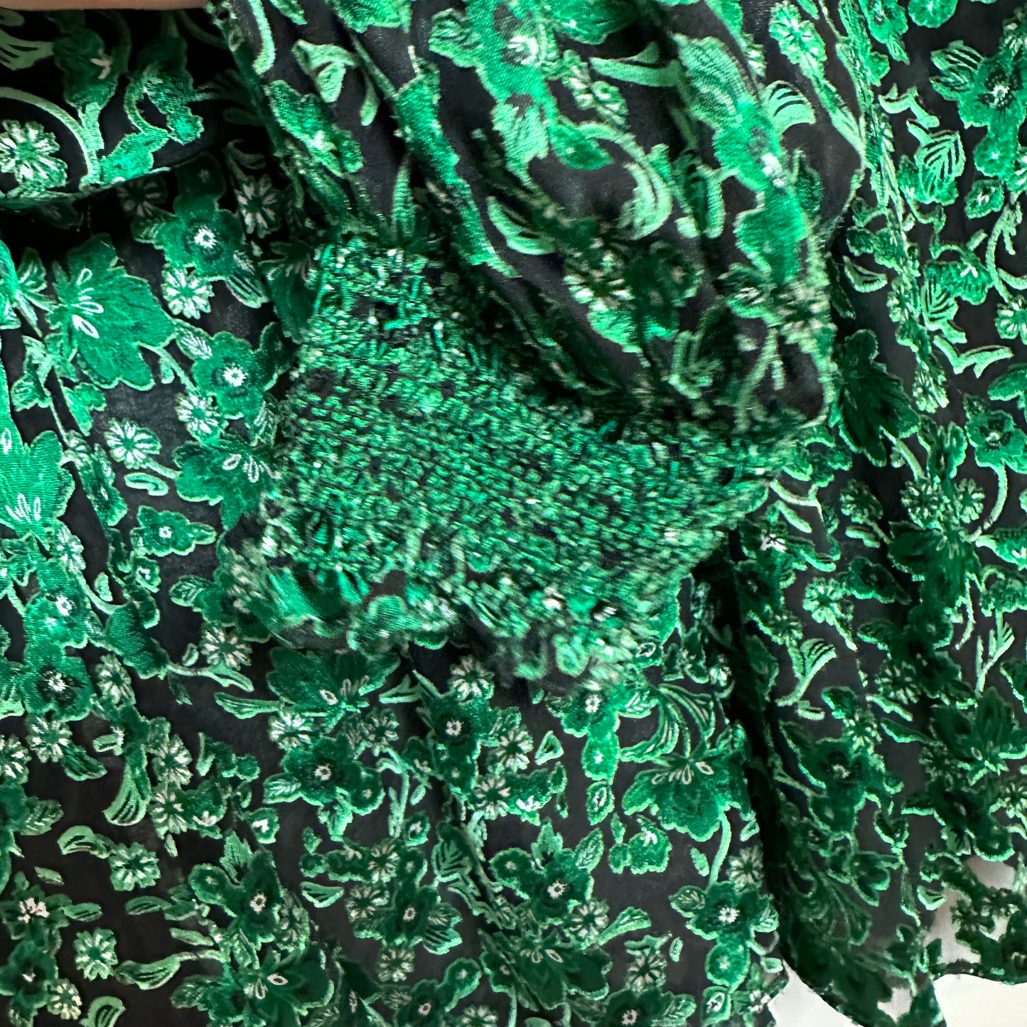 Alice + Olivia Clarice Illusion Yoke Blouse Green Black High Neck Floral Small