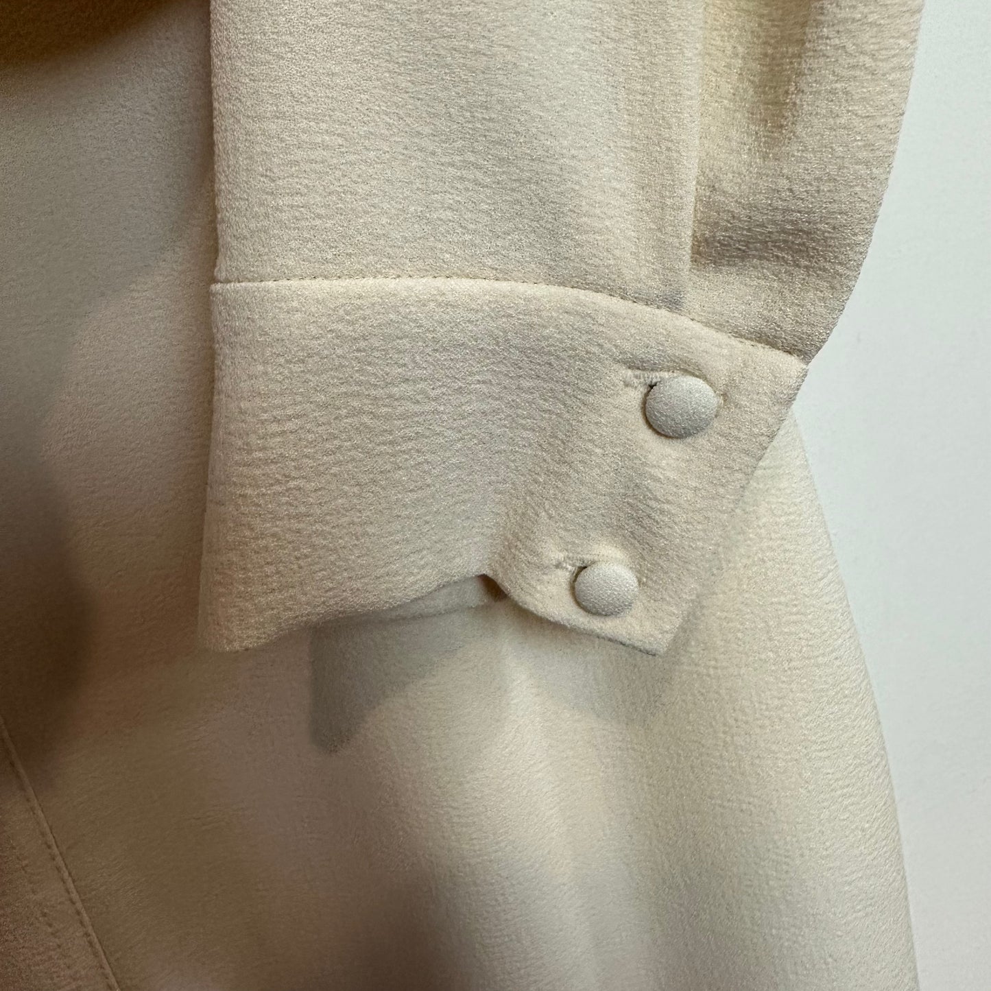 Gal Meets Glam Ines Tie Neck Long Sleeve Shift Dress Cream 14