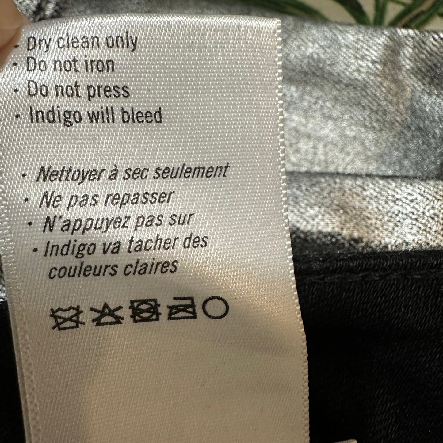 Paige Verdugo Ankle Silver Metallic Coated Denim Pants Skinny Mid Rise 27