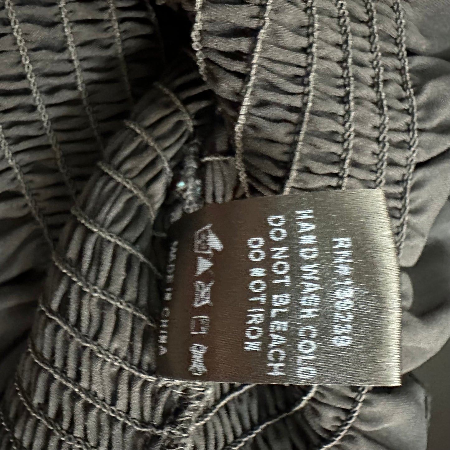 DO+BE Black Satin Top Smocked Puff Sleeve Cropped Small