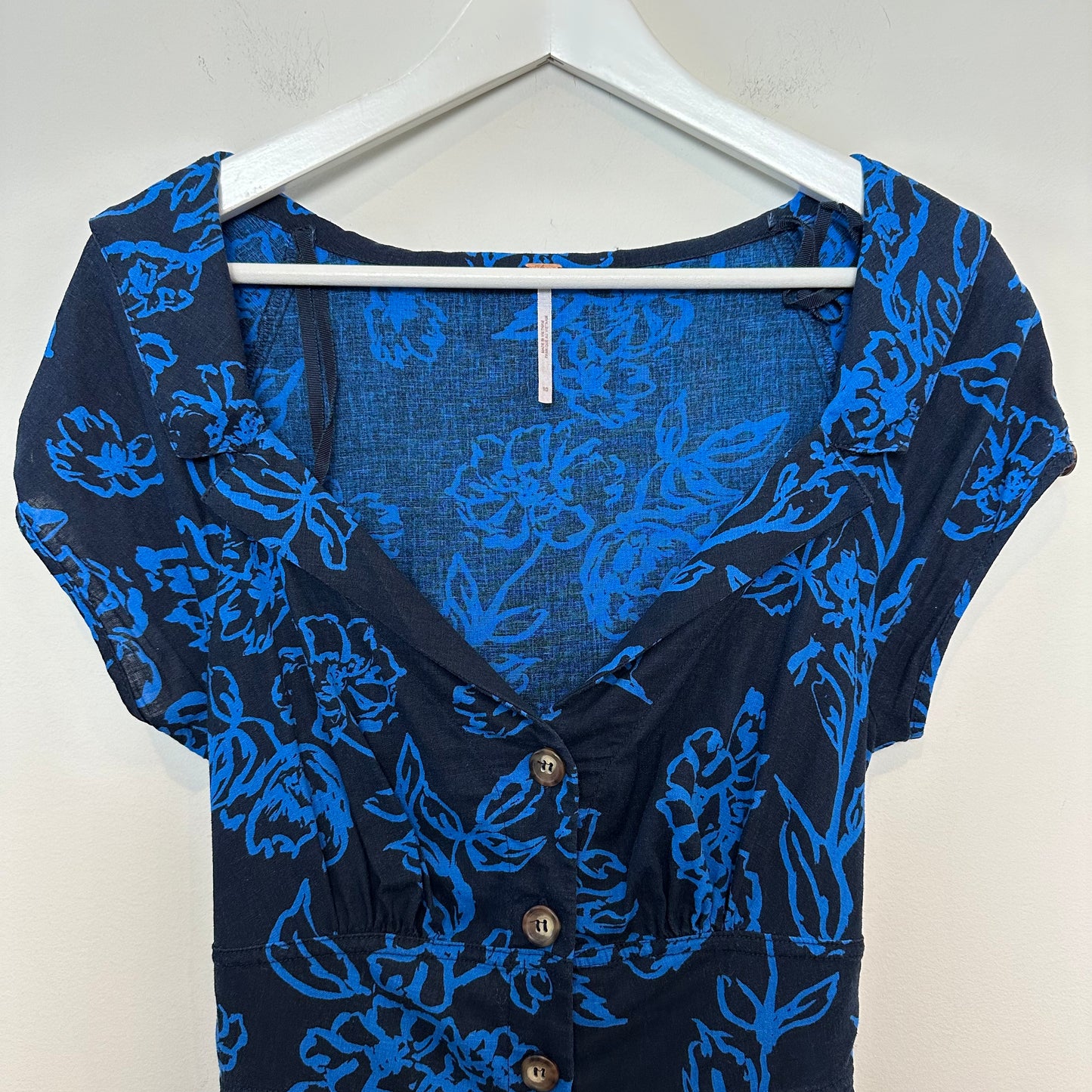 Free People Thing Called Love Navy Blue Floral Linen Mini Dress 10