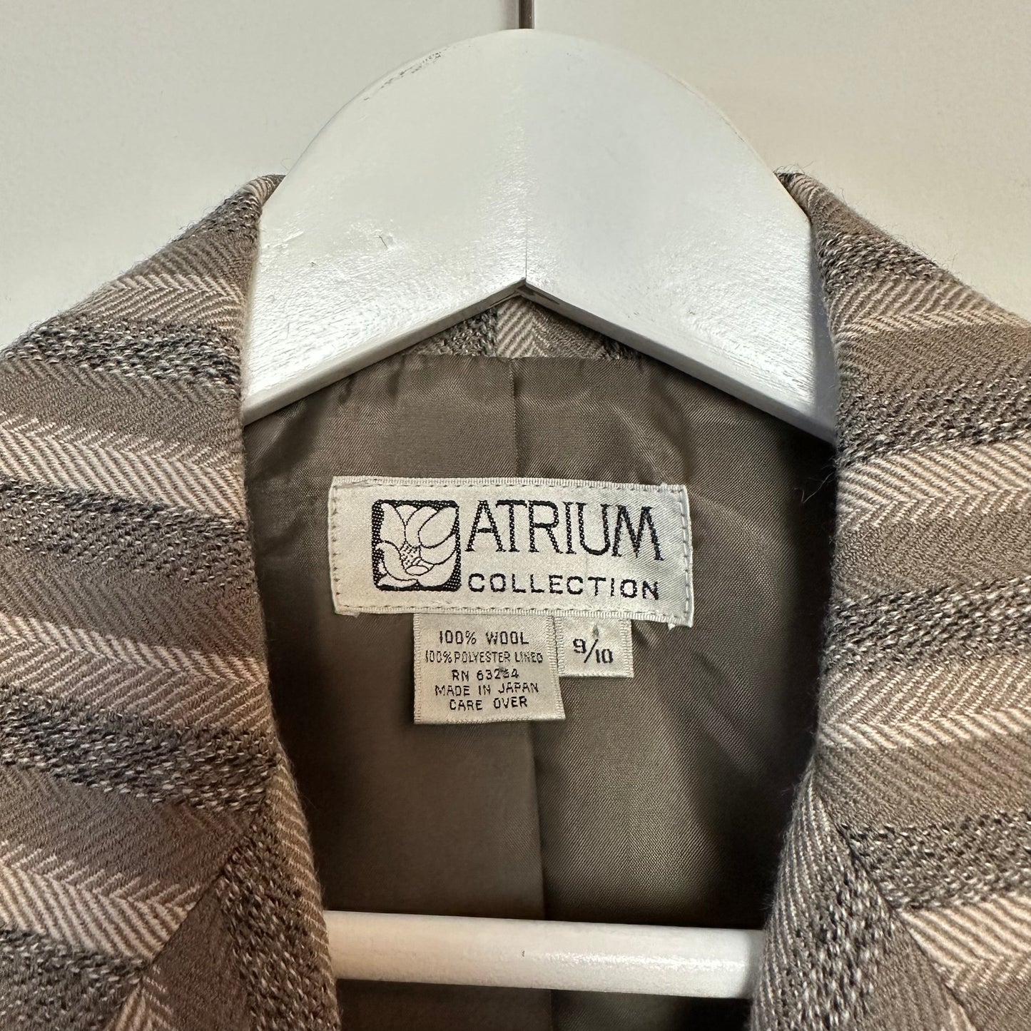 Vintage 90s Atrium Collection Neutral Striped Wool Blazer Jacket 9/10