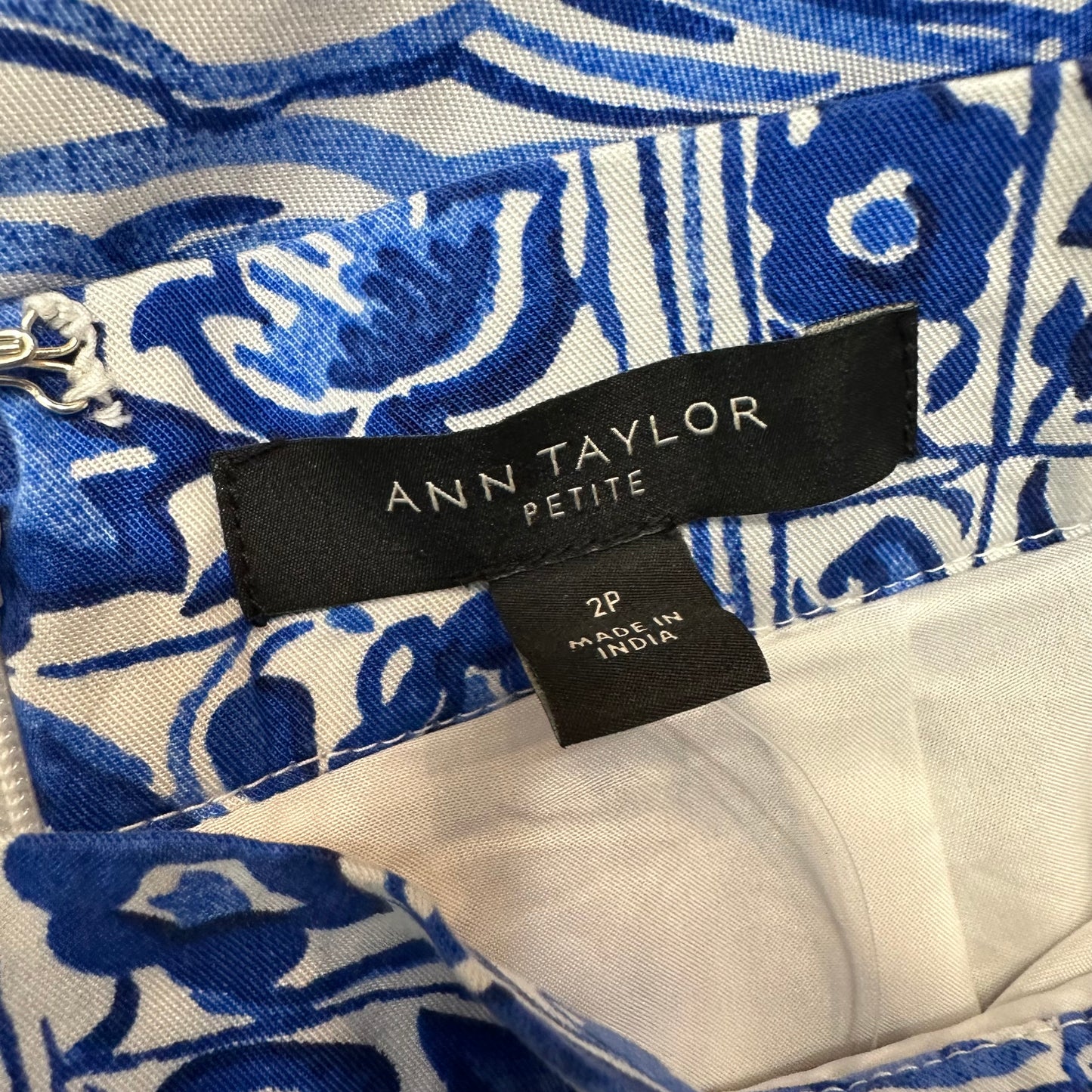 Ann Taylor Tile Wrap Pencil Skirt Blue White Midi 2 Petite