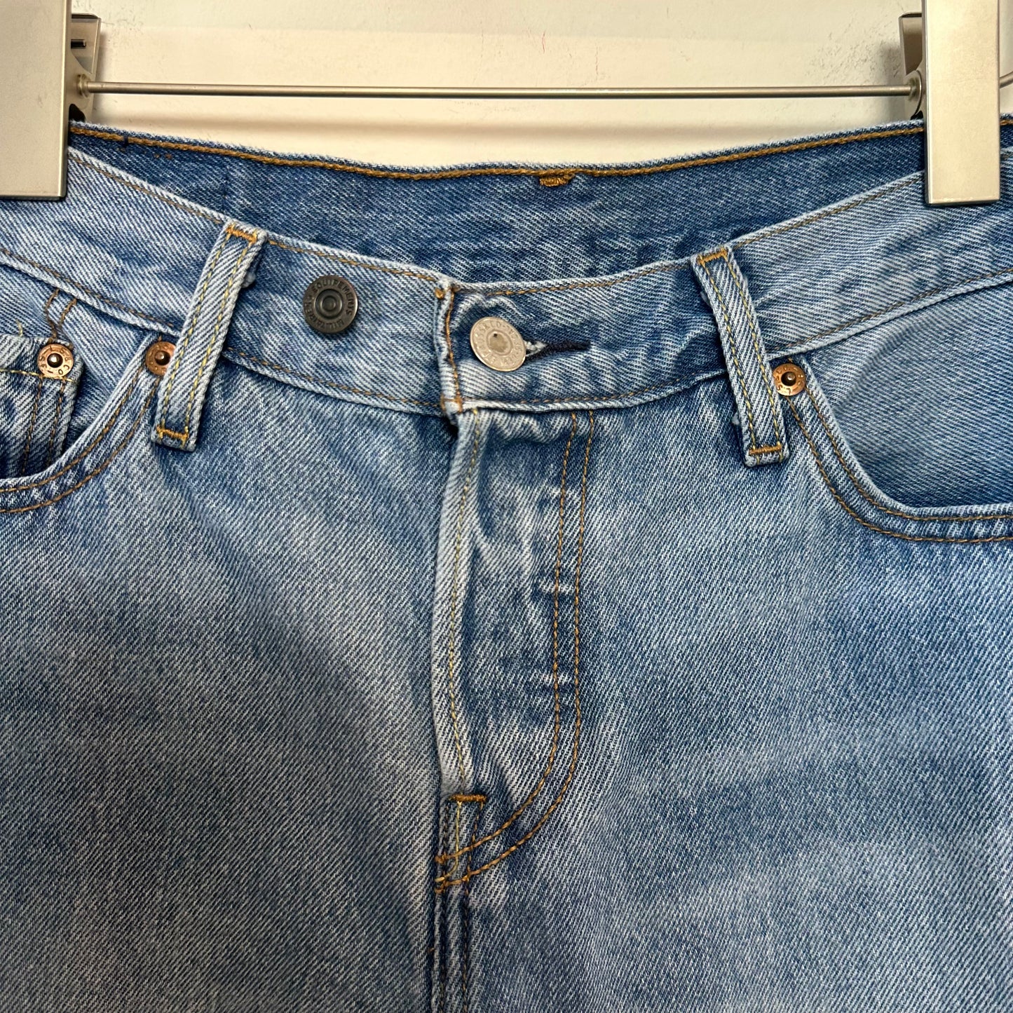 Levi's 501 CT Jeans Denim Boyfriend Taper Distressed 27