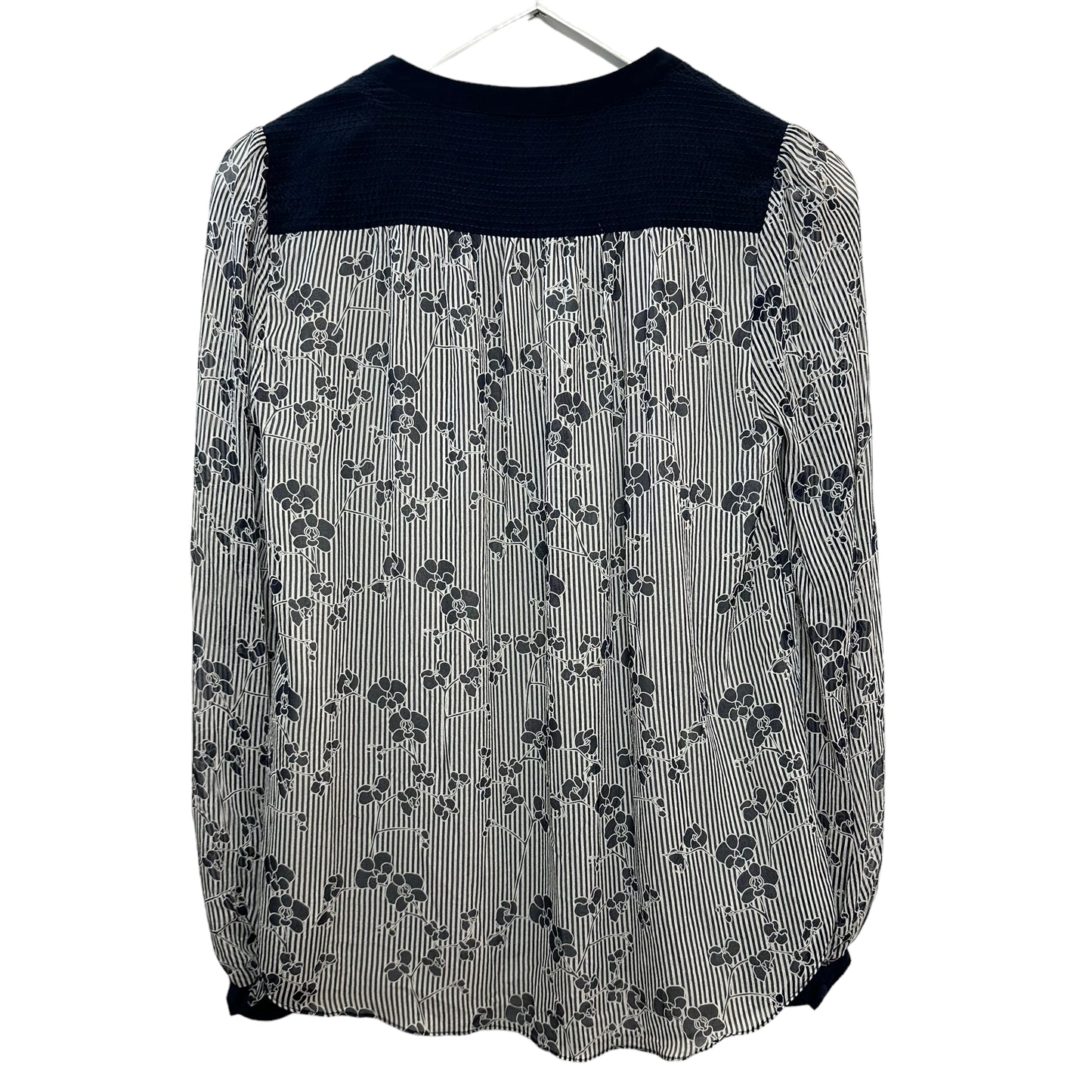 Diane Von Furstenberg Silk Blouse Navy Blue and white Floral Henley 2