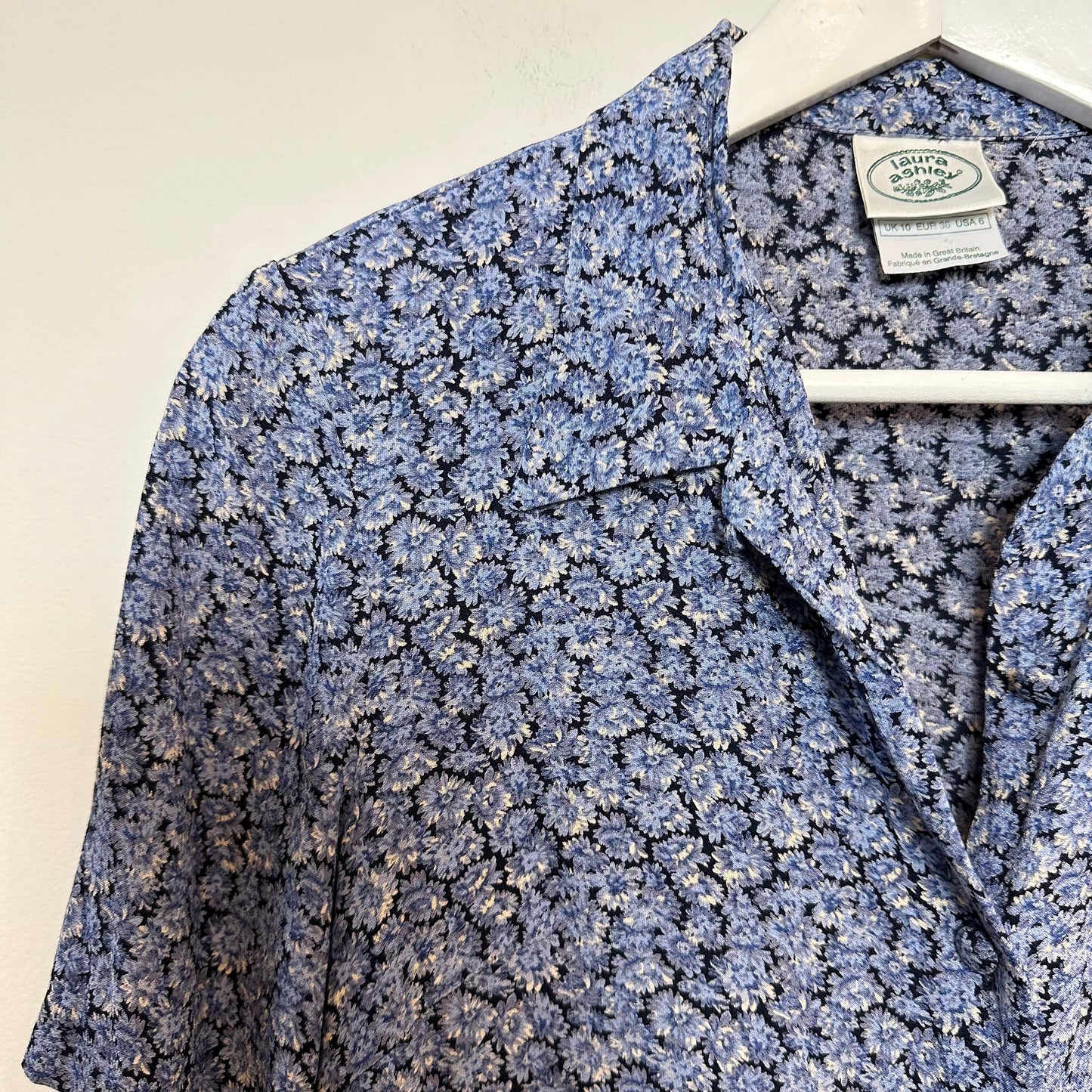 Vintage 90s Laura Ashley Floral Blouse Short Sleeve Collared Button Down 6