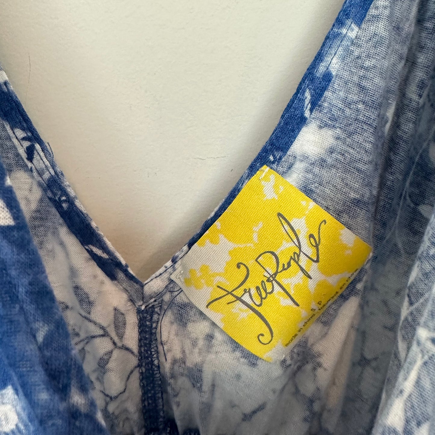 Free People Abracadabra Blouse Blue White Tie Dye Cold Shoulder Peplum Crop Small
