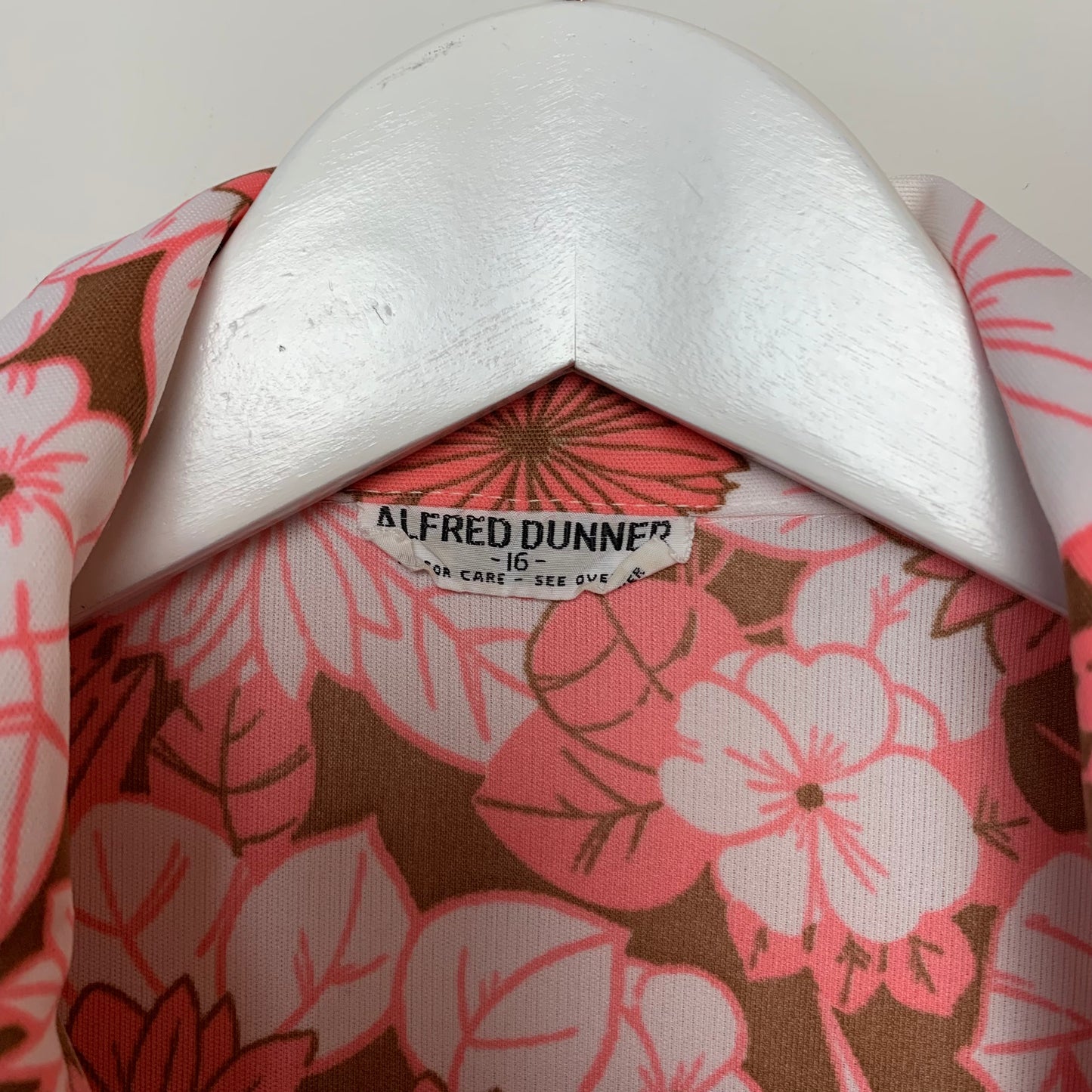 Vintage 70s Alfred Dunner Long Sleeve Button Down Collared Shirt 16