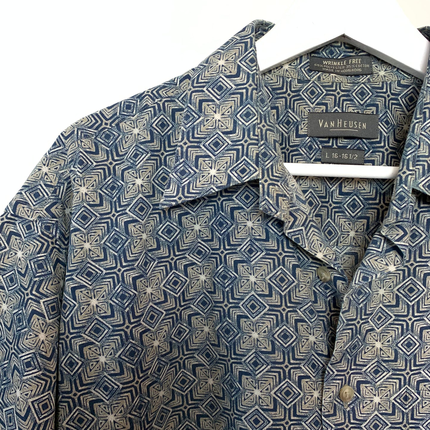 Vintage 90s Van Heusen Pattern Short Sleeve Button Down Collared Shirt Large