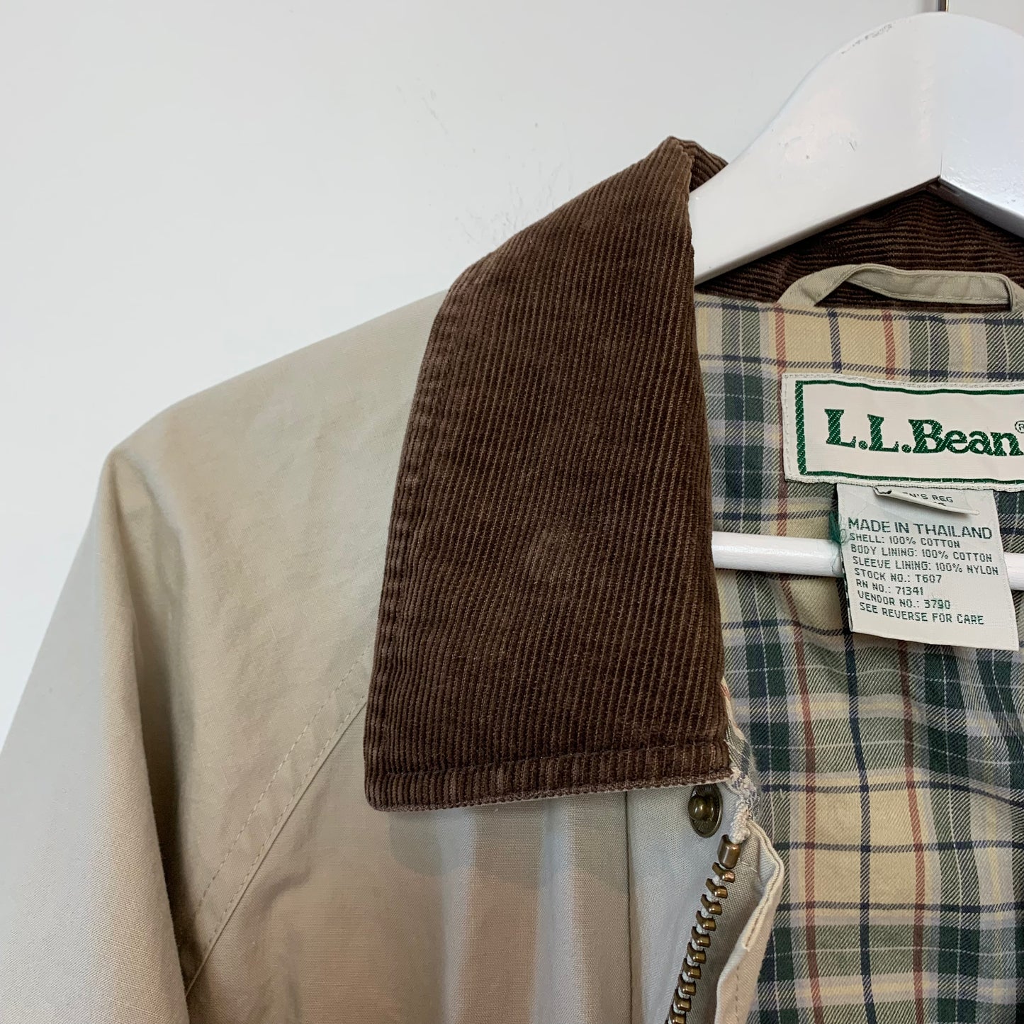 Vintage L.L. Bean Barn Field Chore Coat Corduroy Jacket Large