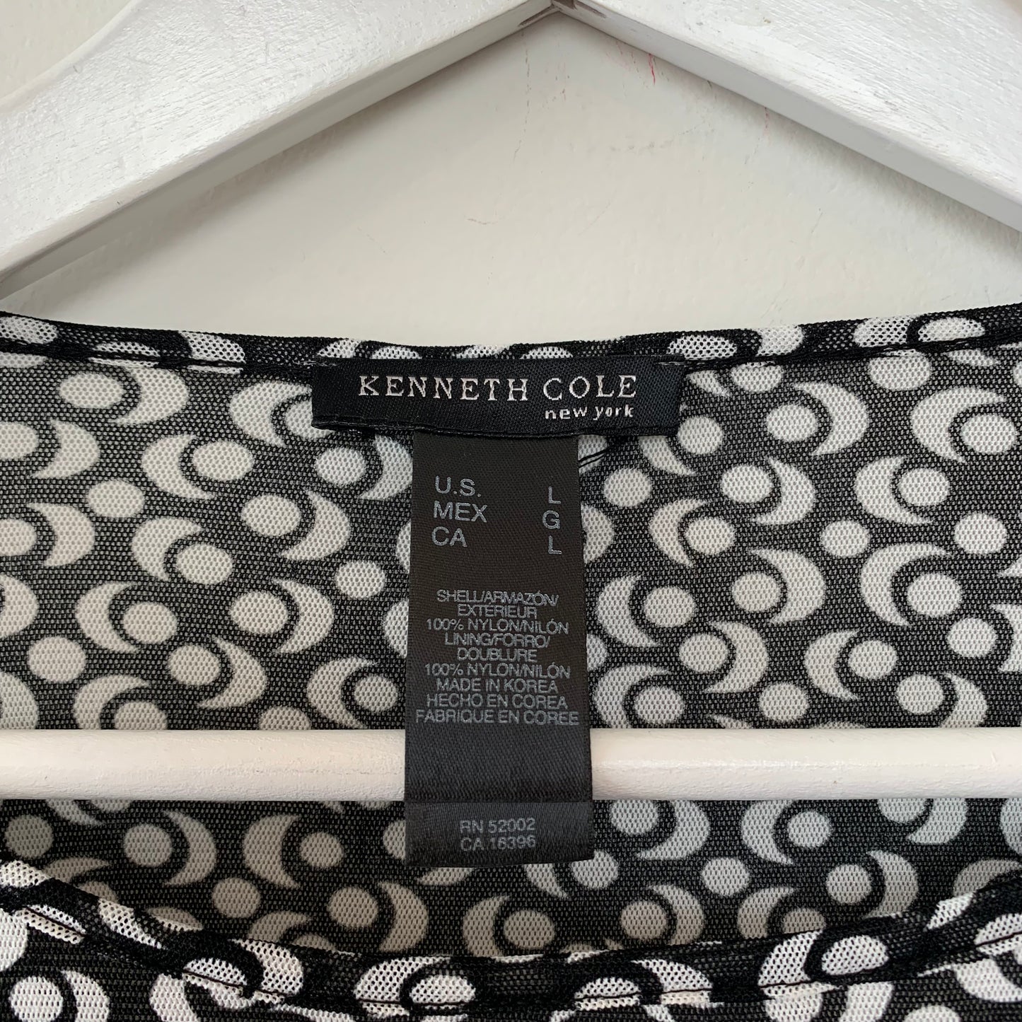 Y2K Kenneth Cole Sheer Mesh Crop Top Long Sleeve Large Black and White Geometric Print