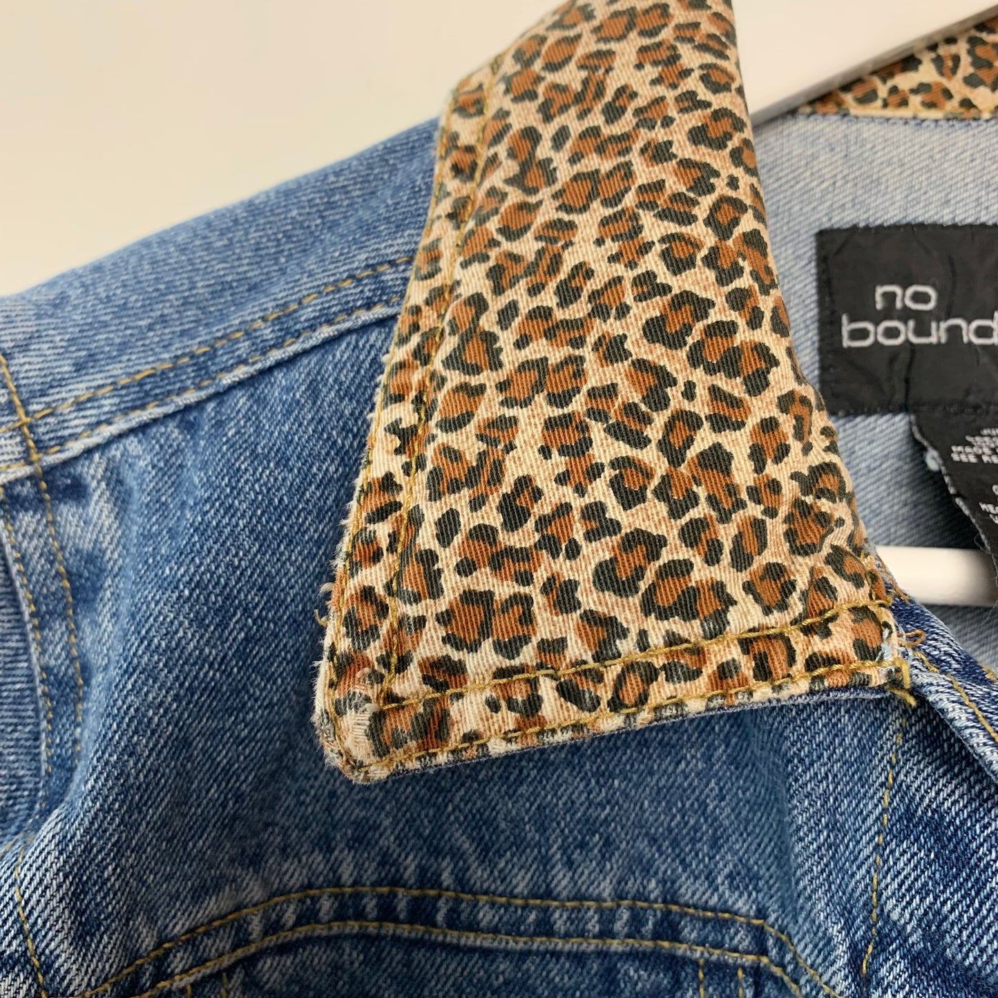 90s Y2K No Boundaries Denim Jean Jacket Leopard Trim
