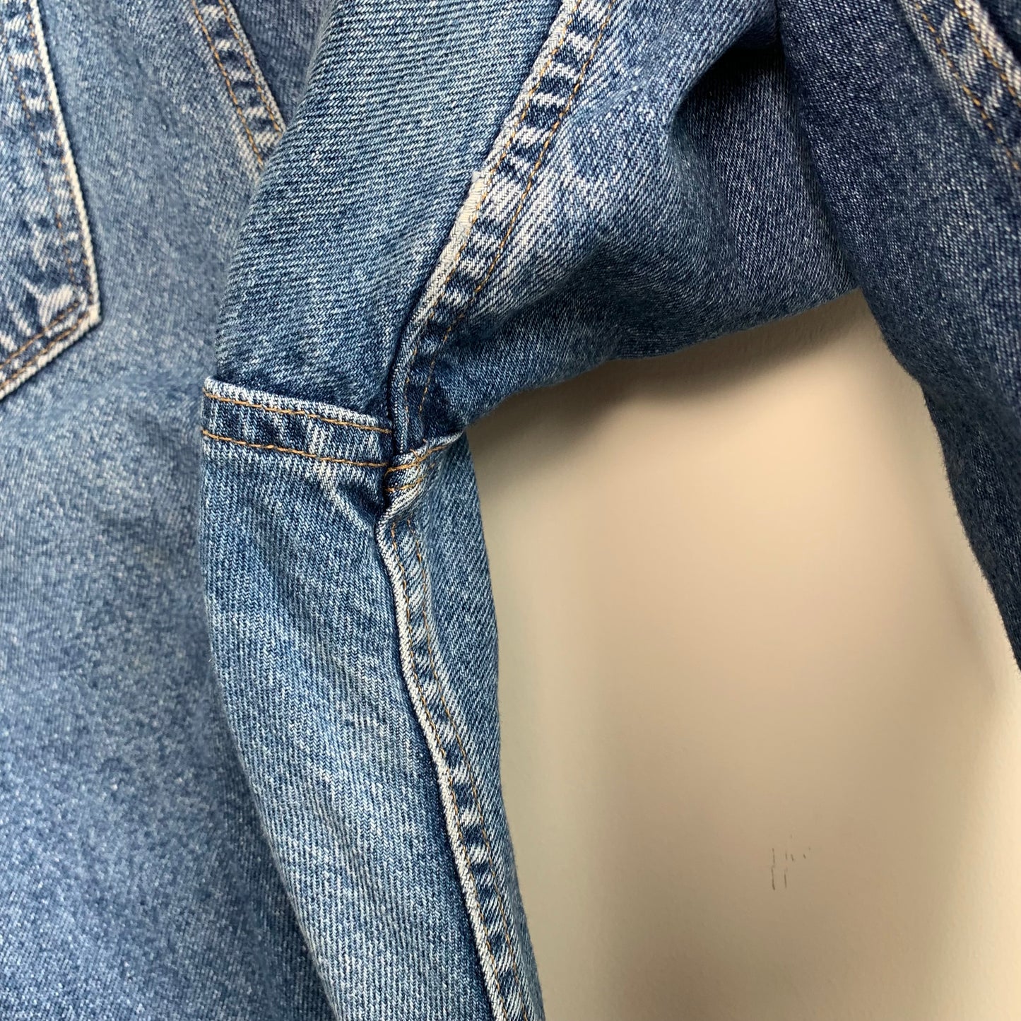 Vintage Wrangler High Rise Mom Jeans Straight Leg Made in the USA Cotton 28''