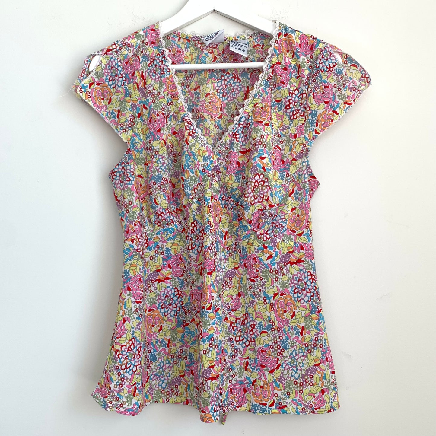 Carolina Blues Y2K Style Blouse Colorful Floral Print Psychedelic Cap Sleeve