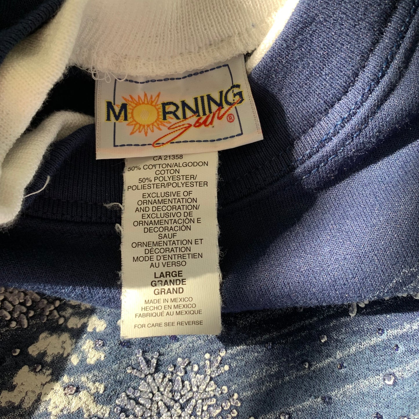 90s Morning Sun Winter Scene Crewneck Sweatshirt Size Large Snowflake