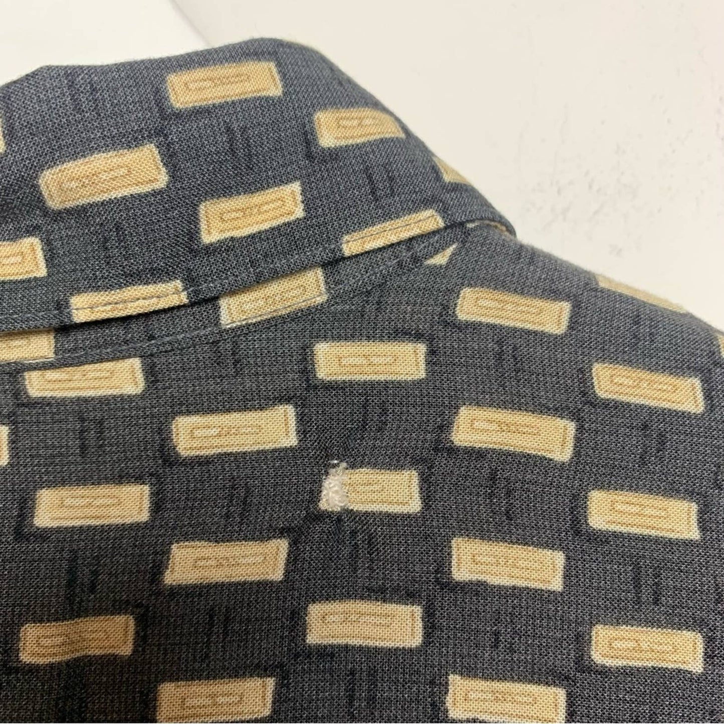 Vintage Campia Short Sleeve Button Down Collared Shirt Patterned Large Rayon