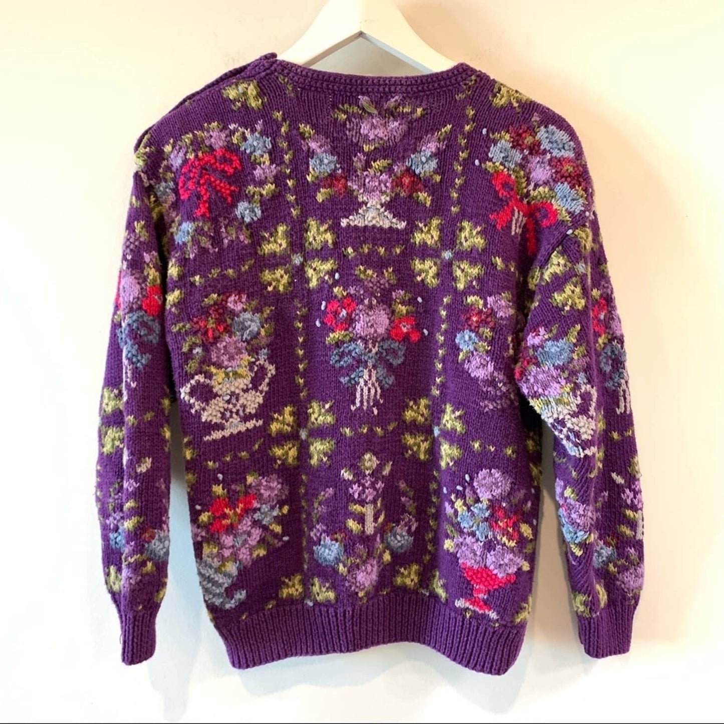 80s Signatures by Northern Isles Hand Knit Chunky Grandma Sweater Bows