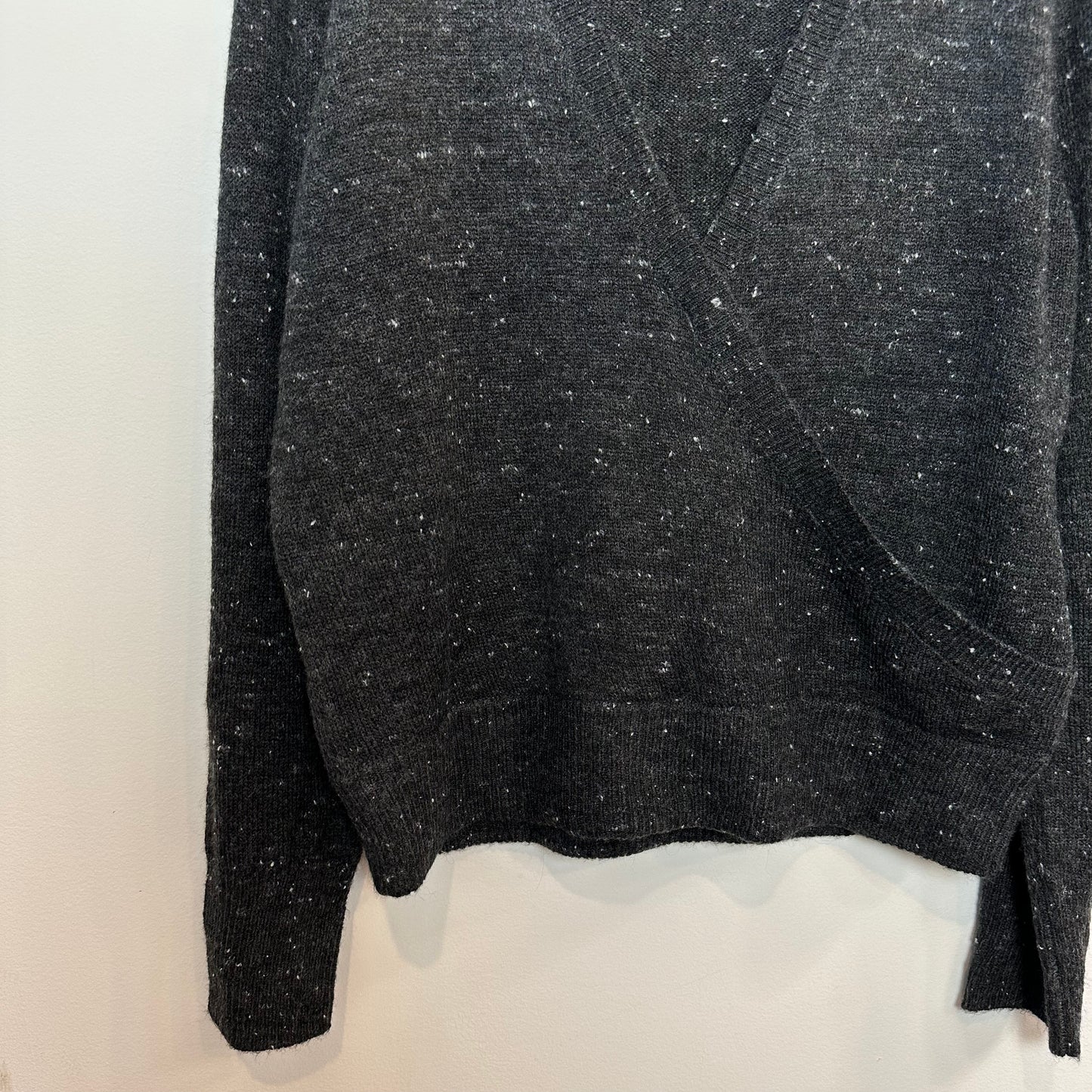 Madewell Donegal Wrap Front Pullover Sweater in Coziest Yarn Charcoal Gray Large