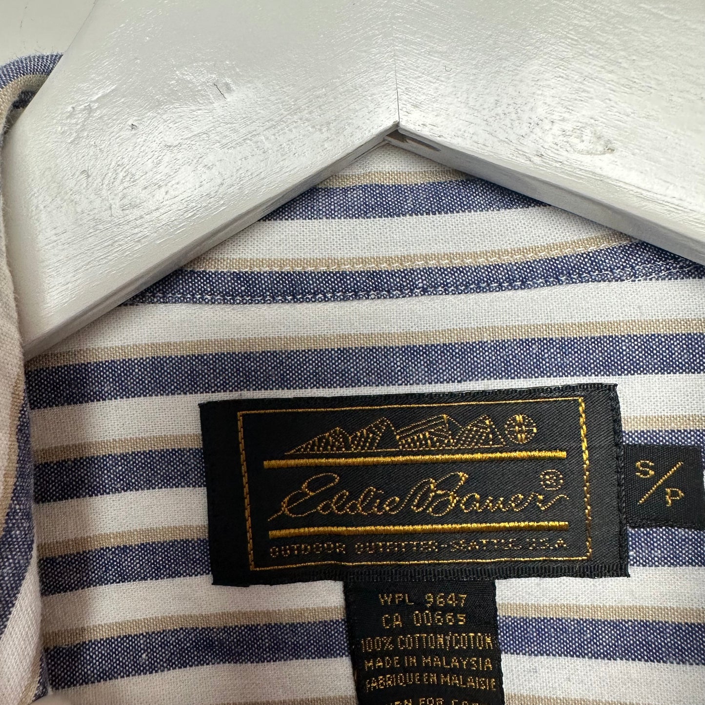 Vintage 90s Eddie Bauer Striped Button Down Collared Shirt Small Blue White Beige