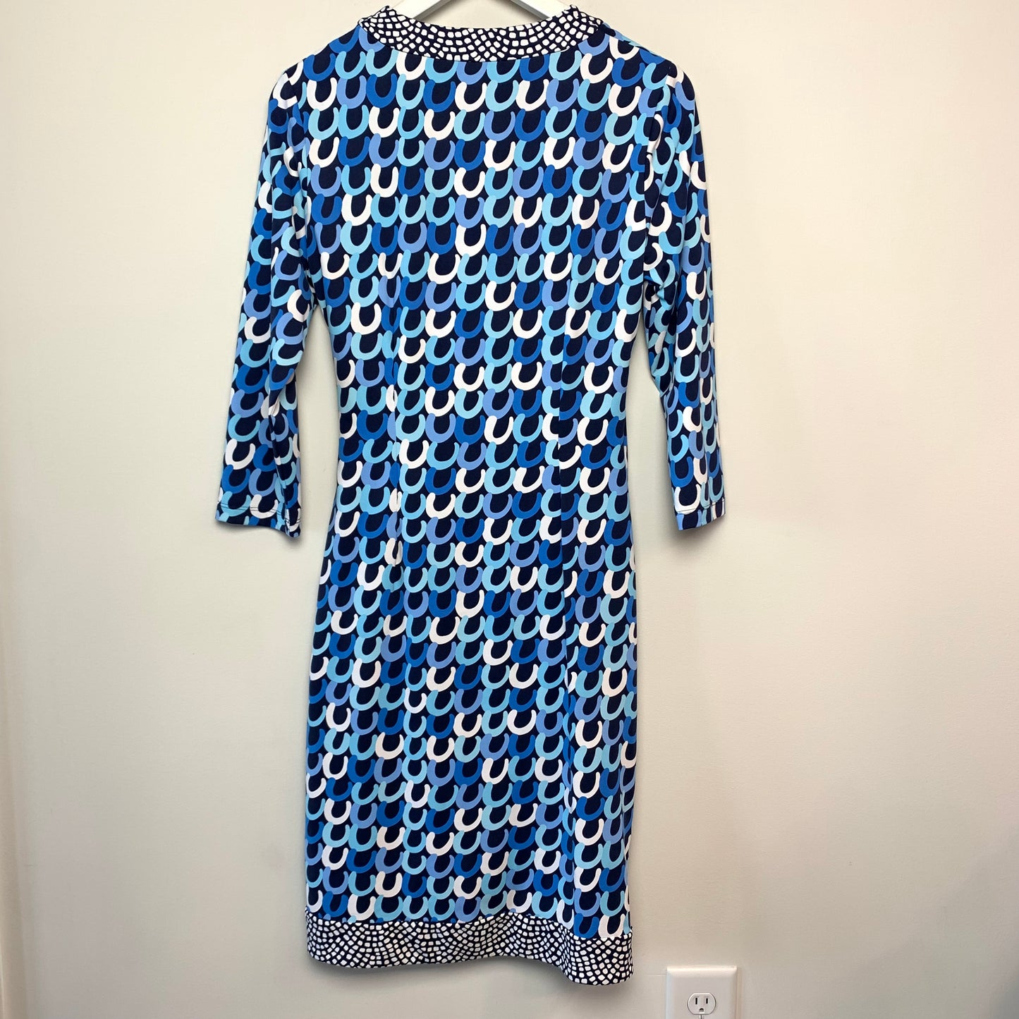 J. McLaughlin Catalina Cloth Blythe Faux Wrap Dress Midi with 3/4 Length Sleeves Blue Print Small