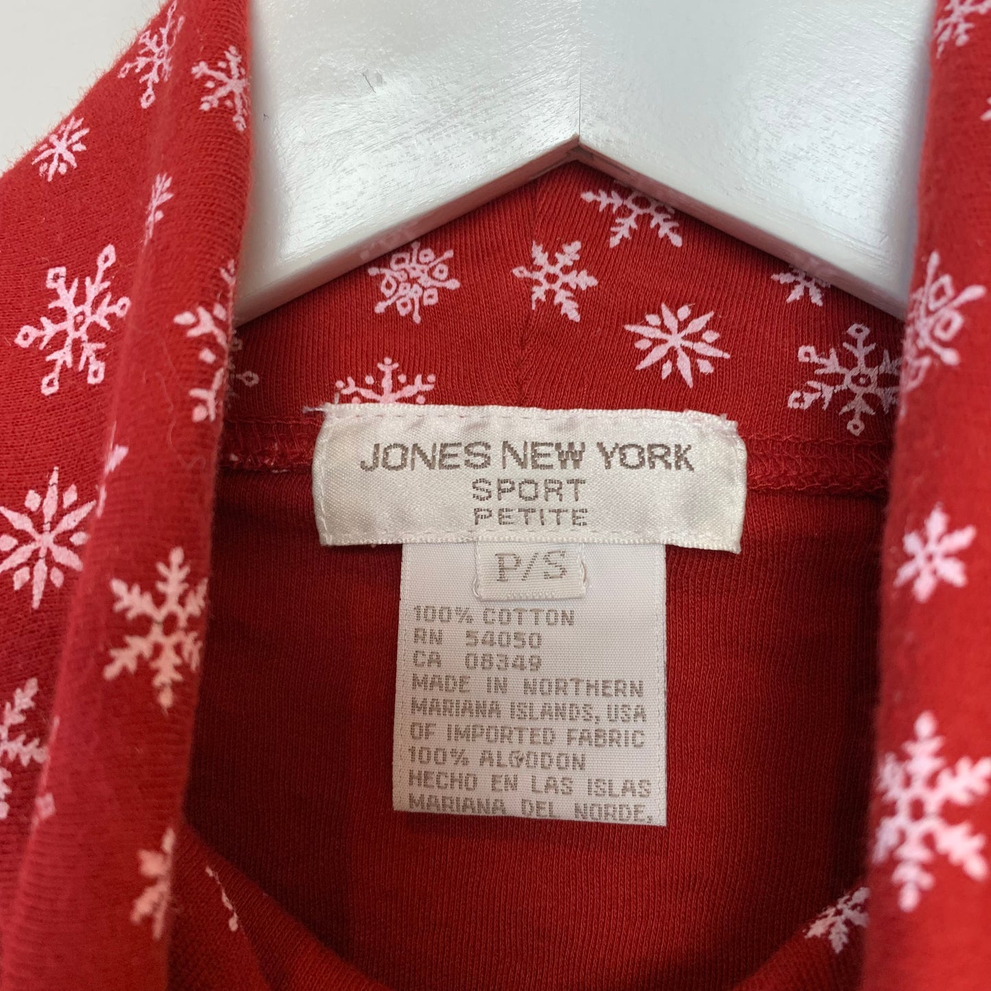 Vintage 90s Jones New York Red Snowflake Turtleneck Small Petite Cotton