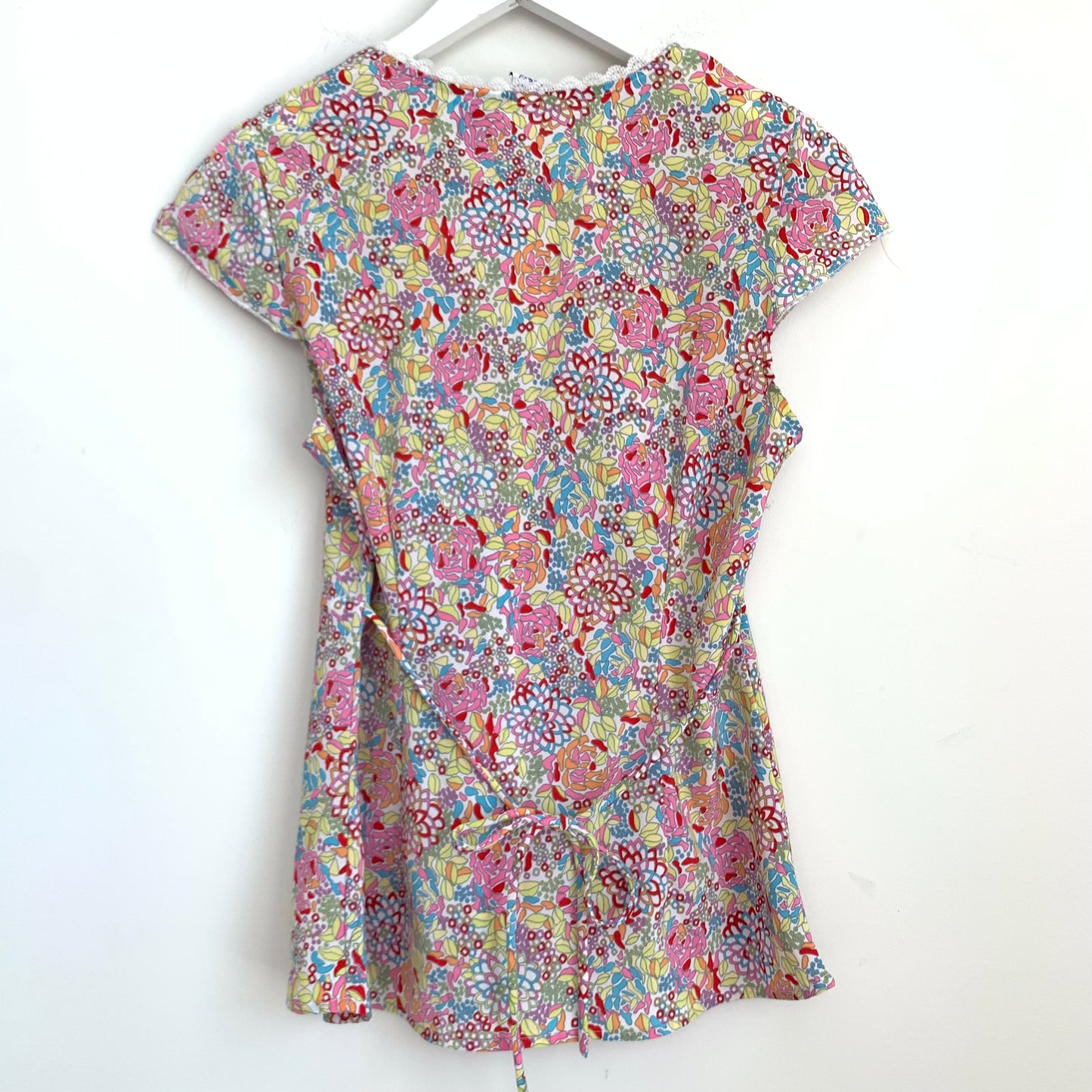 Carolina Blues Y2K Style Blouse Colorful Floral Print Psychedelic Cap Sleeve
