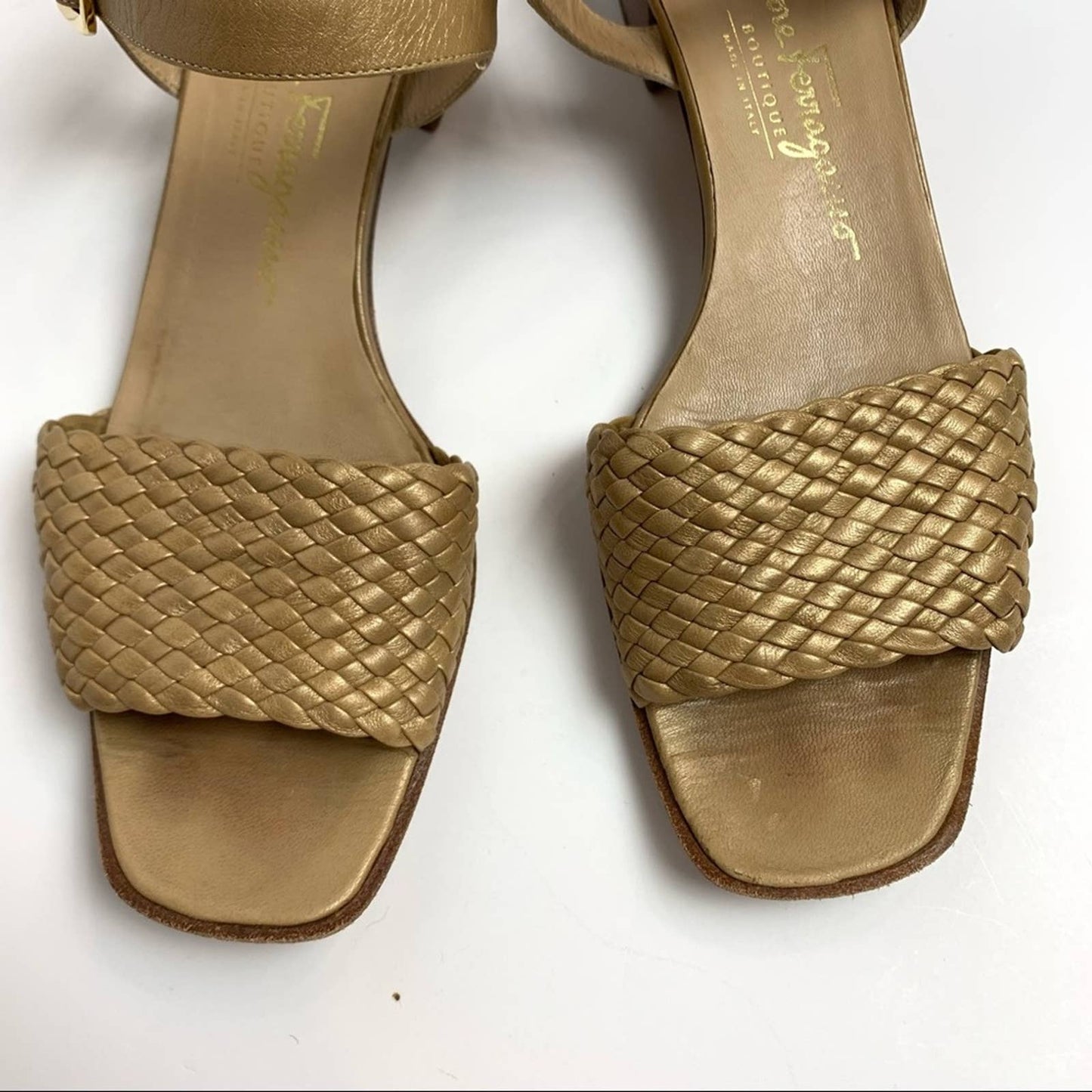 Vintage Salvatore Ferragamo tan metallic leather woven block heel sandals 9